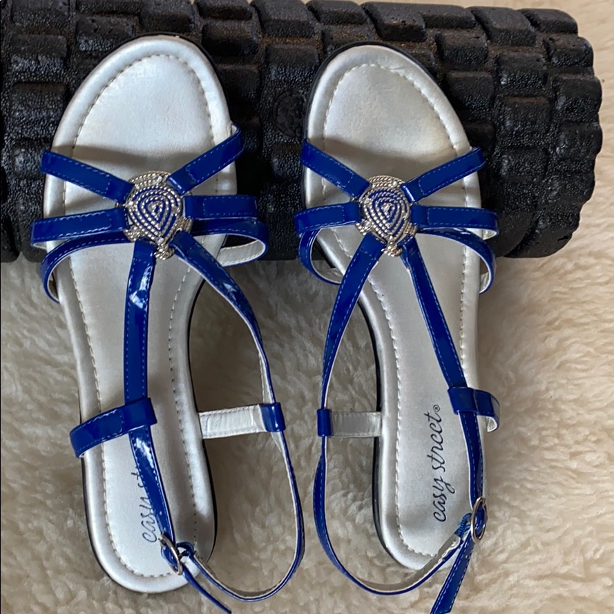 Easy Street Patent Leather Blue Sandals. Beautiful Blue!